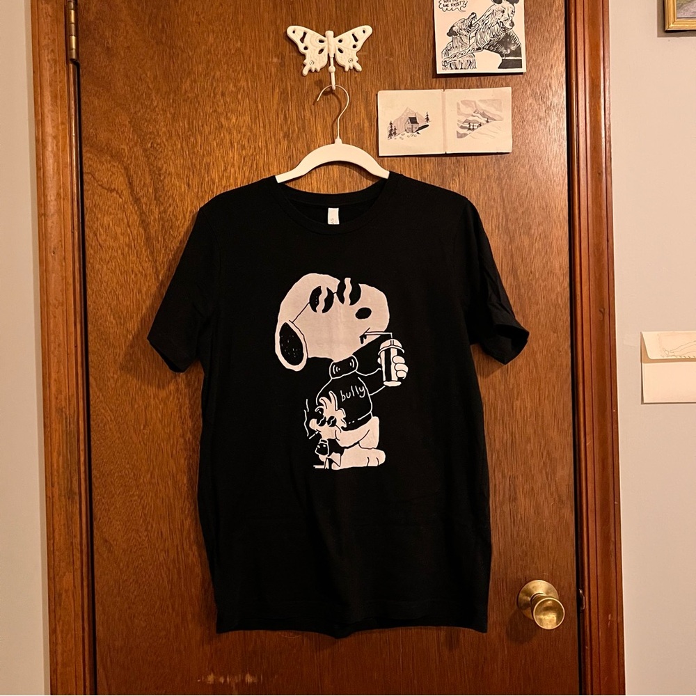 Bully the band extra soft black tee snoopy Woodstock